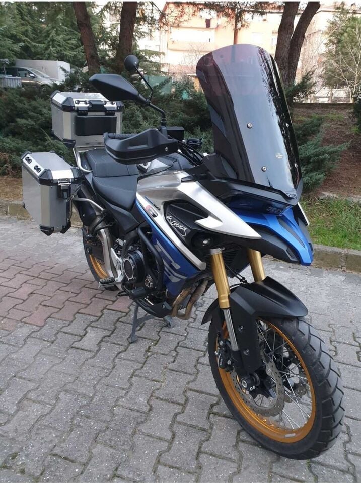 MOTOCAM Voge DS 625X Ön Cam 2023-2026 Model 56cm Siyah Renkli 4mm GENİŞ MODEL