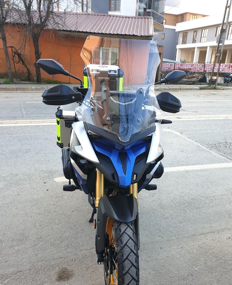 MOTOCAM Voge DS 625X Ön Cam 2023-2026 Model 56cm Şeffaf Renkli 4mm SPORTİF MODEL