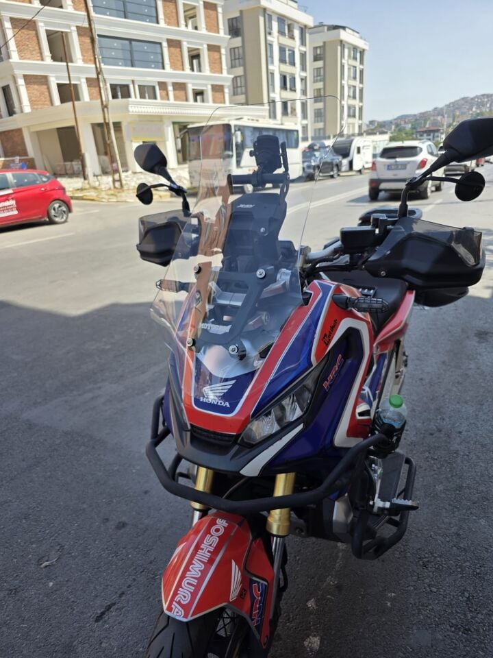 MOTOCAM Honda X-ADV 750 Ön Cam 2017-2020 Model 70cm Şeffaf Renkli 4mm UZUN