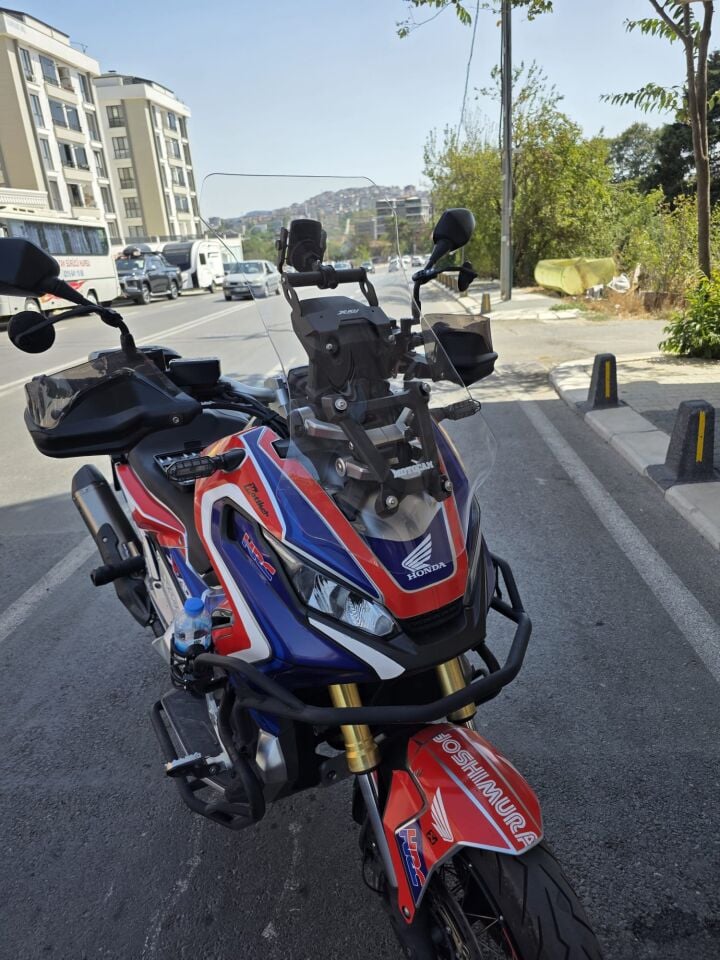 MOTOCAM Honda X-ADV 750 Ön Cam 2017-2020 Model 70cm Şeffaf Renkli 4mm UZUN