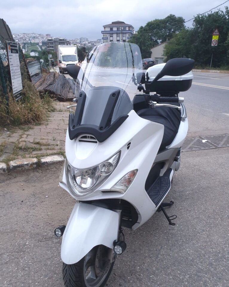 MOTOCAM Kymco Xciting 500 İ Ön Cam 2008-2012 Model 62cm Şeffaf Renkli 4mm