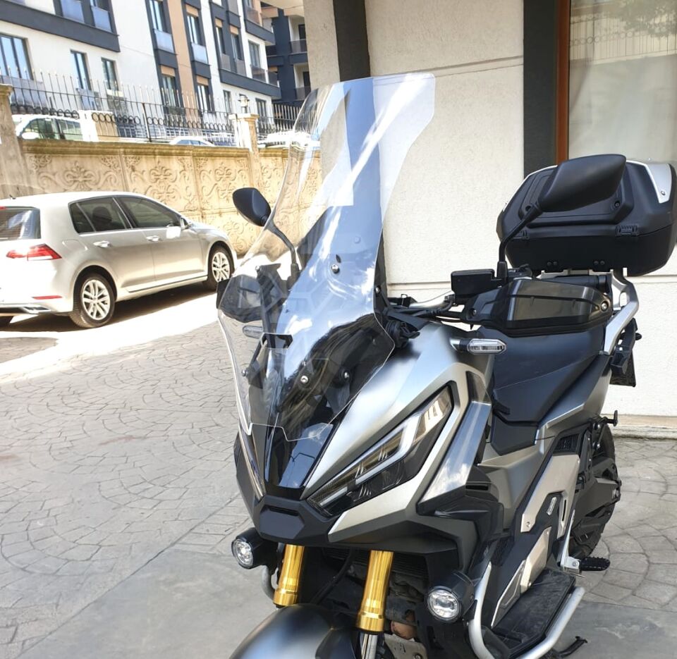MOTOCAM Honda X-ADV 750 Ön Cam 2021-2026 Model 72cm Şeffaf Renkli 4mm UZUN