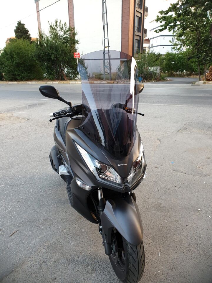 MOTOCAM Kanuni Reha 250 Ön Cam 2022-2026 Model 72cm Füme Renkli 4mm UZUN
