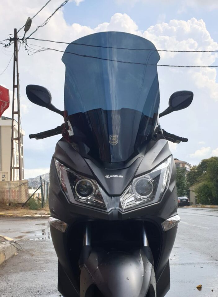 MOTOCAM Kanuni Reha 250 Ön Cam 2022-2026 Model 72cm Siyah Renkli 4mm UZUN