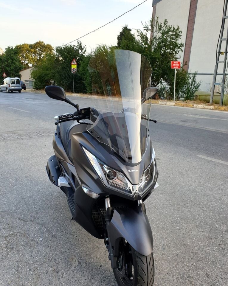 MOTOCAM Kanuni Reha 250 Ön Cam 2022-2026 Model 72cm Şeffaf Renkli 4mm UZUN