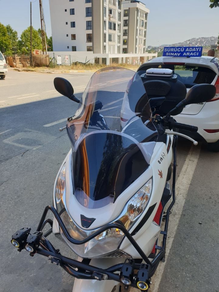 Honda Pcx 125 Ön Cam 2011-2013 Model