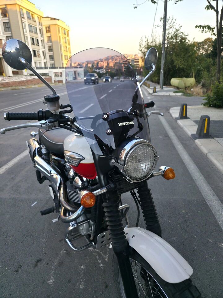MOTOCAM Trıumph Scrambler 900 Ön Cam 2005-2025 Model 45cm Füme Renkli 4mm