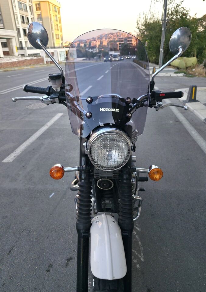 MOTOCAM Trıumph Scrambler 900 Ön Cam 2005-2025 Model 45cm Füme Renkli 4mm