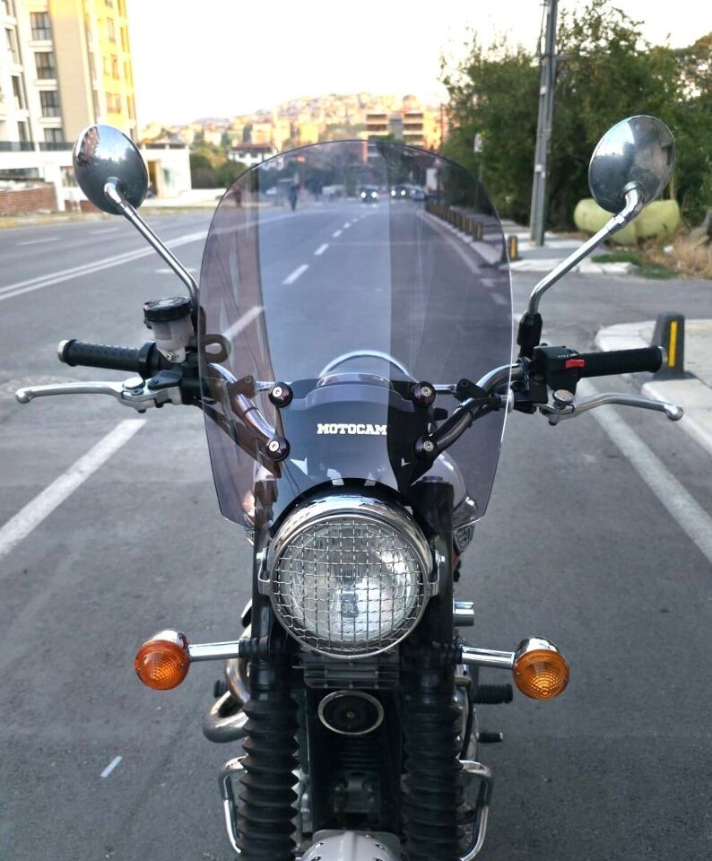 MOTOCAM Trıumph Scrambler 900 Ön Cam 2005-2025 Model 45cm Füme Renkli 4mm
