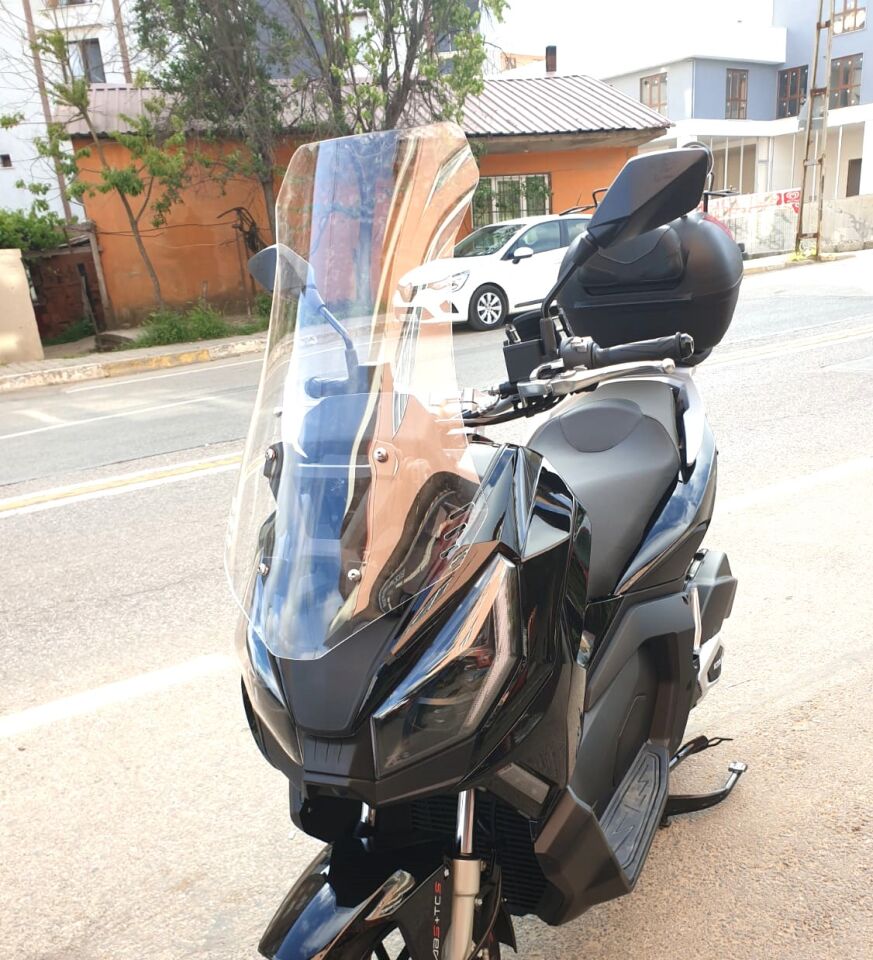 MOTOCAM Kanuni Seha 125 Ön Cam 2022-2026 Model 75cm Şeffaf Renkli 4mm UZUN
