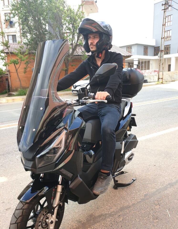 MOTOCAM Kanuni Seha 125 Ön Cam 2022-2026 Model 78cm Siyah Renkli 4mm UZUN