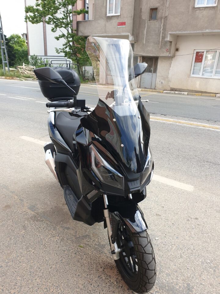 MOTOCAM Kanuni Seha 125 Ön Cam 2022-2026 Model 78cm Şeffaf Renkli 4mm UZUN