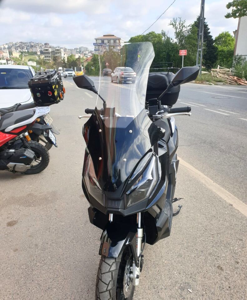 MOTOCAM Kanuni Seha 125 Ön Cam 2022-2026 Model 78cm Şeffaf Renkli 4mm UZUN