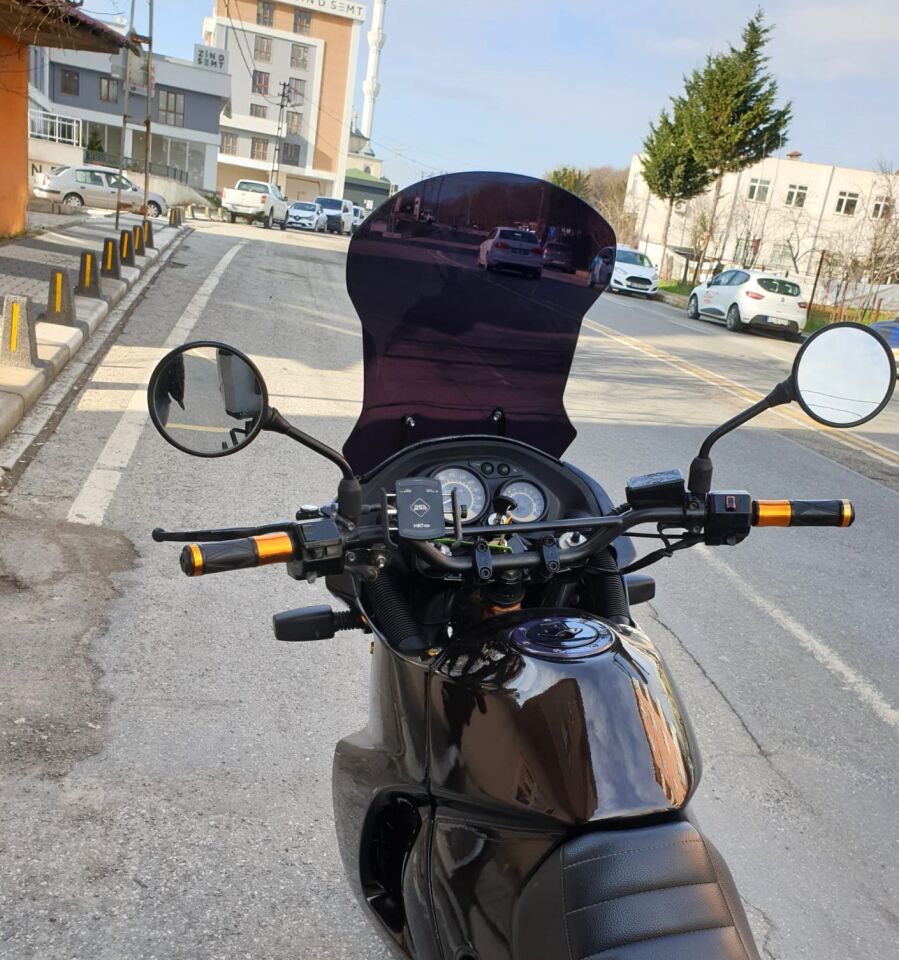 MOTOCAM Kawasaki KLE 500 Ön Cam 2005-2008 Model 58cm Siyah Renkli 4mm UZUN