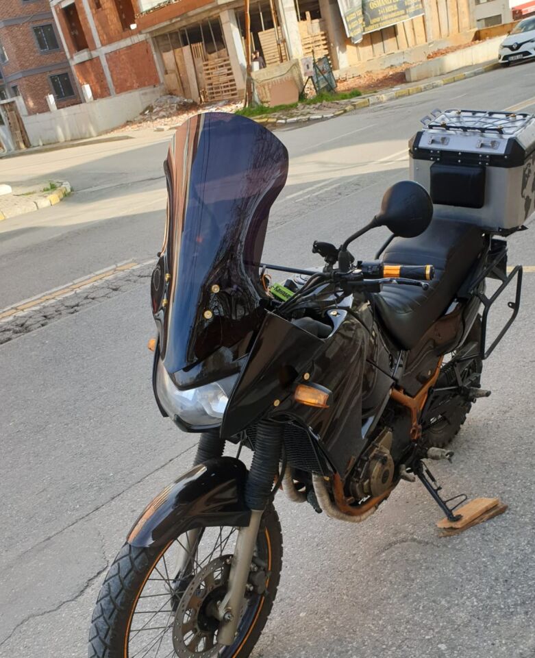 MOTOCAM Kawasaki KLE 500 Ön Cam 2005-2008 Model 58cm Siyah Renkli 4mm UZUN
