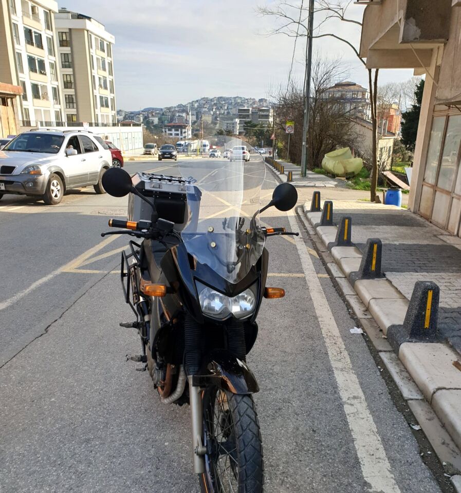 MOTOCAM Kawasaki KLE 500 Ön Cam 2005-2008 Model 58cm Şeffaf Renkli 4mm UZUN