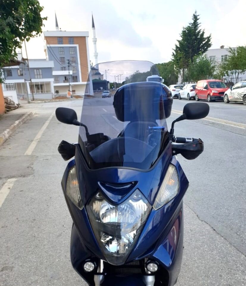 MOTOCAM Honda Silverwing FJS 400 Ön Cam 2001-2012 Model 56cm Füme Renkli 4mm