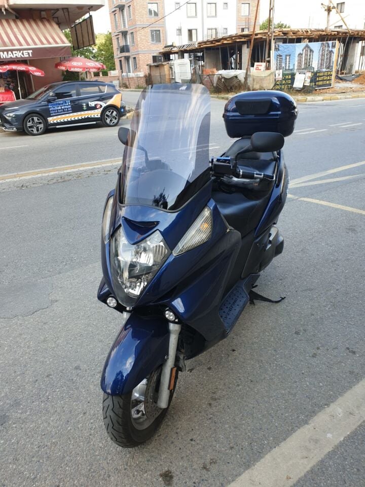 MOTOCAM Honda Silverwing FJS 400 Ön Cam 2001-2012 Model 56cm Füme Renkli 4mm