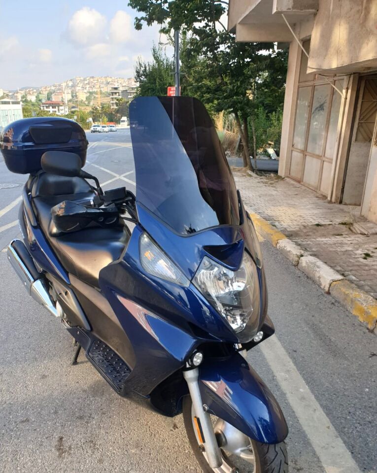 MOTOCAM Honda Silverwing FJS 400 Ön Cam 2001-2012 Model 56cm Siyah Renkli 4mm