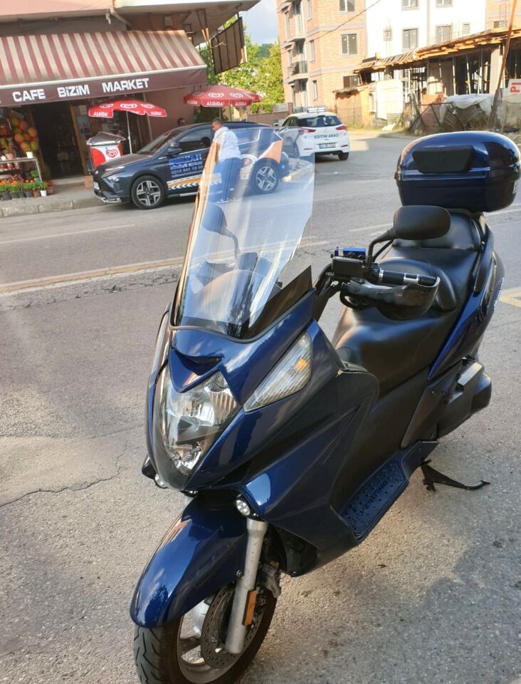 MOTOCAM Honda Silverwing FJS 400 Ön Cam 2001-2012 Model 56cm Şeffaf Renkli 4mm