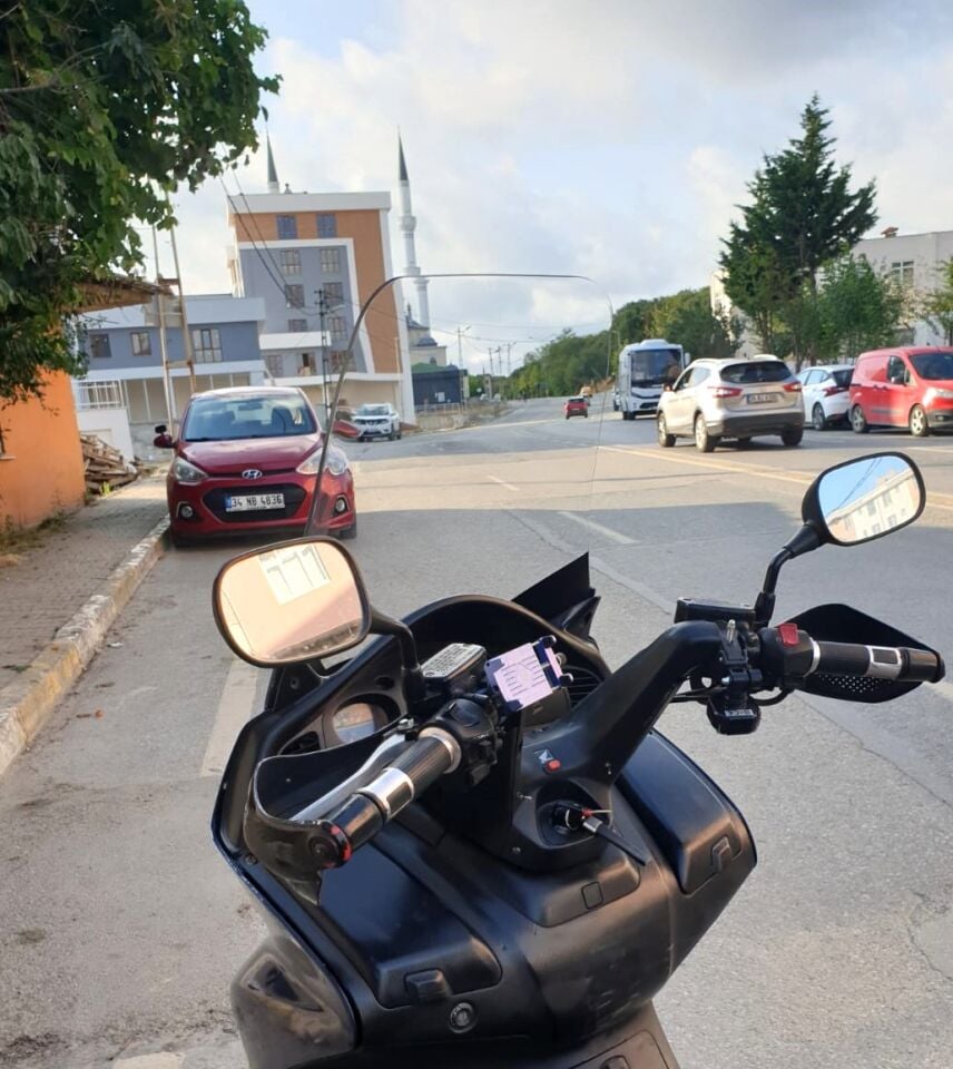 MOTOCAM Honda Silverwing FJS 600 Ön Cam 2001-2012 Model 56cm Şeffaf Renkli 4mm