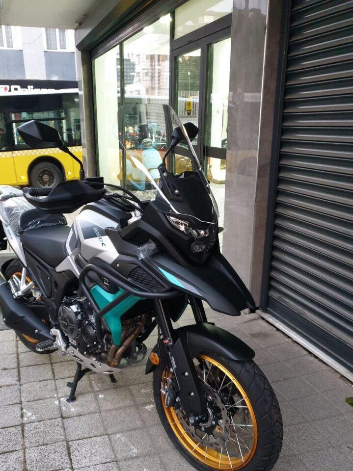 MOTOCAM Kove 510 X Ön Cam 2024-2026 Model 53cm Şeffaf Renkli 4mm