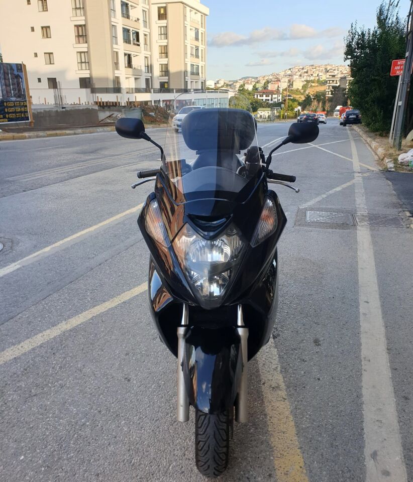 MOTOCAM Honda Silverwing SWT 400 Ön Cam 2006-2009 Model 56cm Şeffaf Renkli 4mm