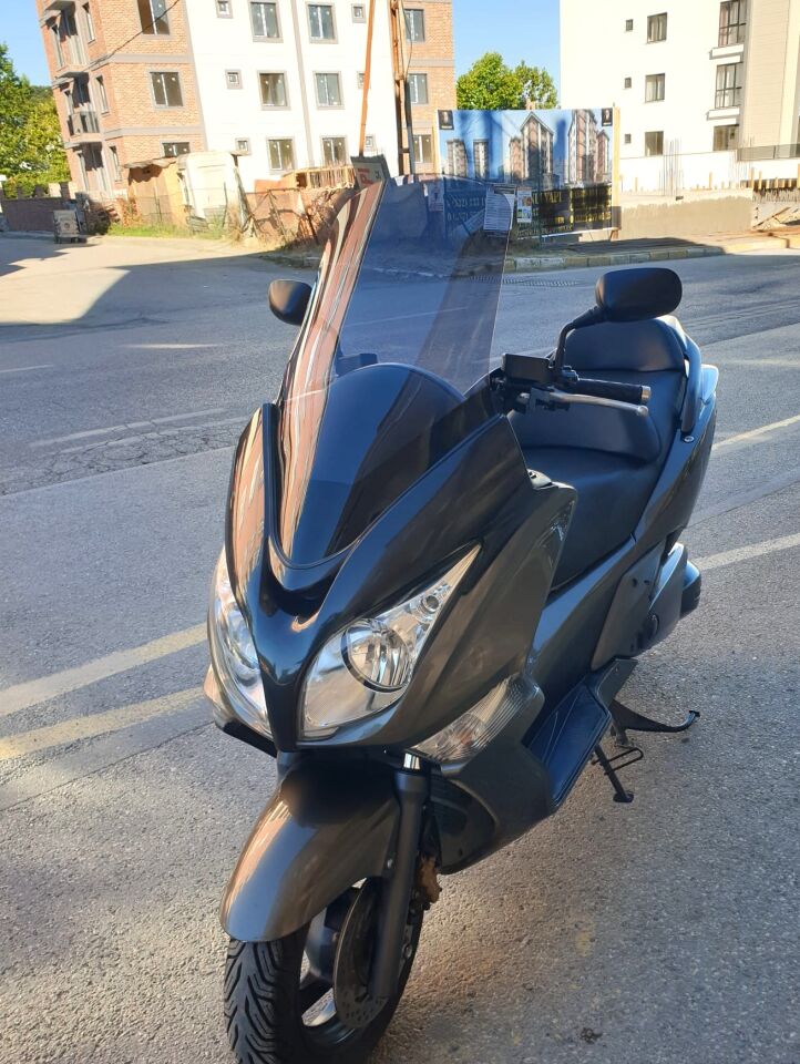 MOTOCAM Honda Silverwing SWT 600 Ön Cam 2008-2013 Model 71cm Füme Renkli 4mm