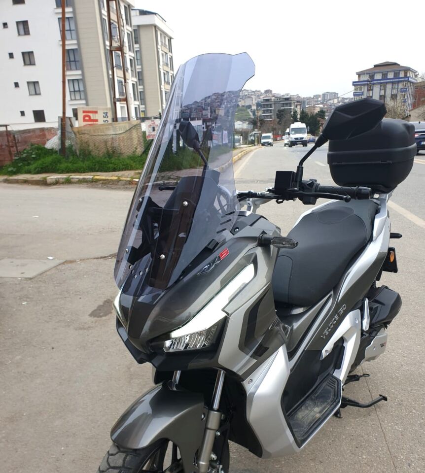MOTOCAM Kral Arneb 150 Ön Cam 2023-2026 Model 75cm Füme Renkli 4mm UZUN
