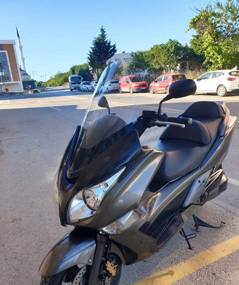 MOTOCAM Honda Silverwing SWT 600 Ön Cam 2008-2013 Model 71cm Şeffaf Renkli 4mm