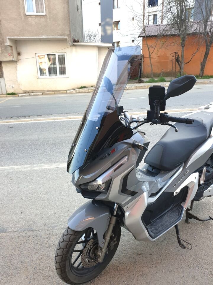 MOTOCAM Kral Arneb 150 Ön Cam 2023-2026 Model 78cm Füme Renkli 4mm UZUN