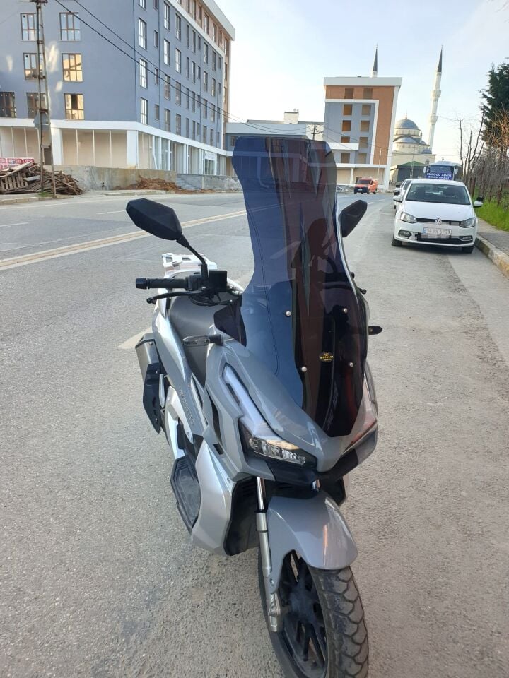 MOTOCAM Kral Arneb 150 Ön Cam 2023-2026 Model 78cm Siyah Renkli 4mm UZUN