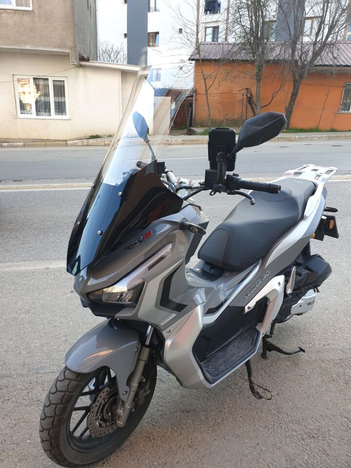 MOTOCAM Kral Arneb 150 Ön Cam 2023-2026 Model 78cm Şeffaf Renkli 4mm UZUN