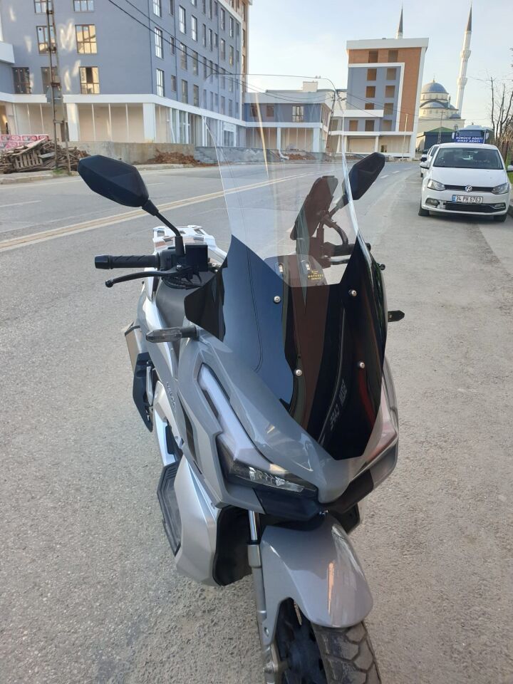 MOTOCAM Kral Arneb 150 Ön Cam 2023-2026 Model 78cm Şeffaf Renkli 4mm UZUN