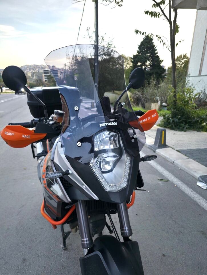 MOTOCAM KTM 1090 Ön Cam 2008-2017 Model 56cm Füme Renkli 4mm