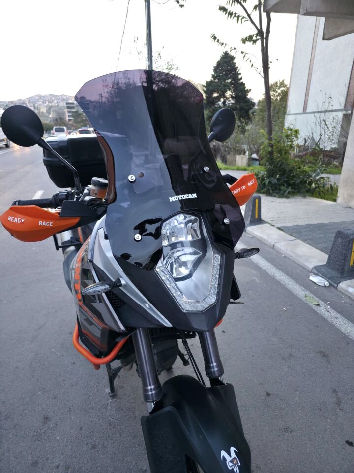 MOTOCAM KTM 1090 Ön Cam 2008-2017 Model 56cm Siyah Renkli 4mm
