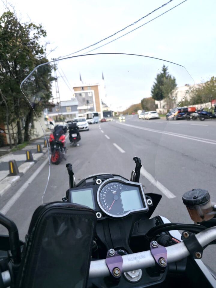 MOTOCAM KTM 1090 Ön Cam 2008-2017 Model 56cm Şeffaf Renkli 4mm