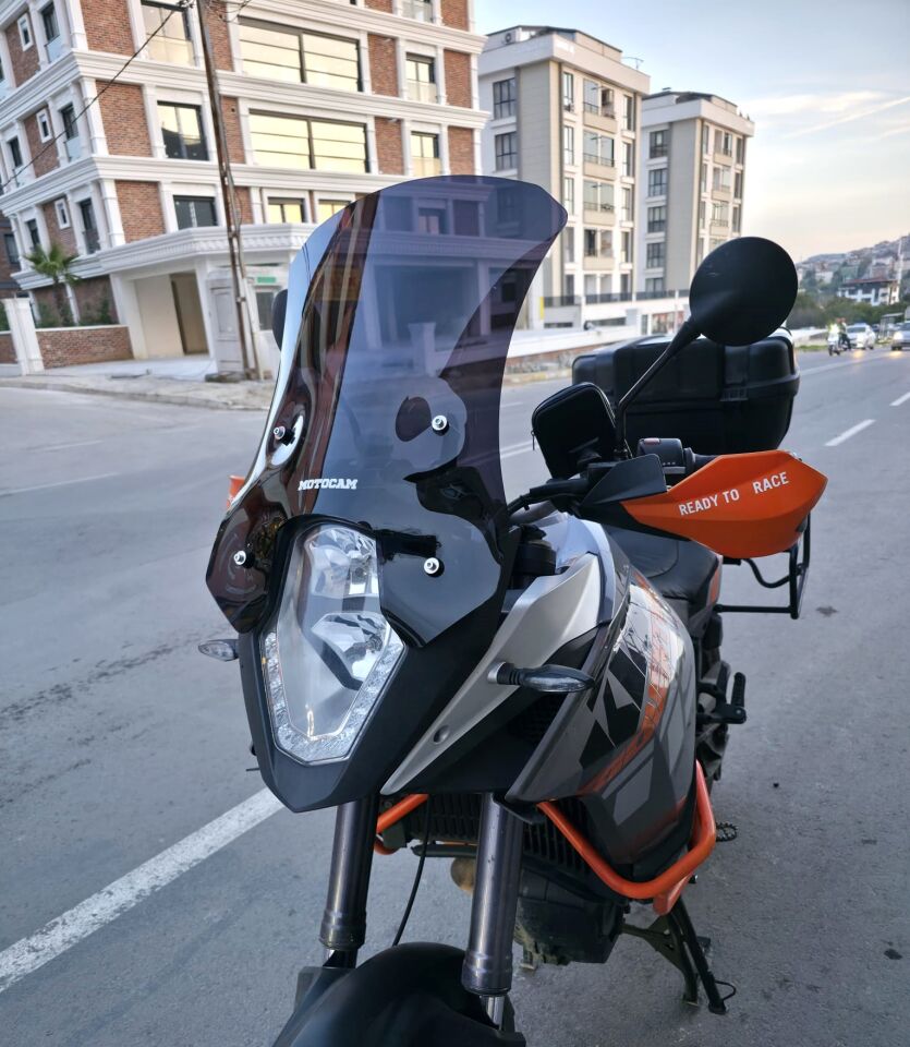 MOTOCAM KTM 1190 Ön Cam 2008-2017 Model 56cm Siyah Renkli 4mm