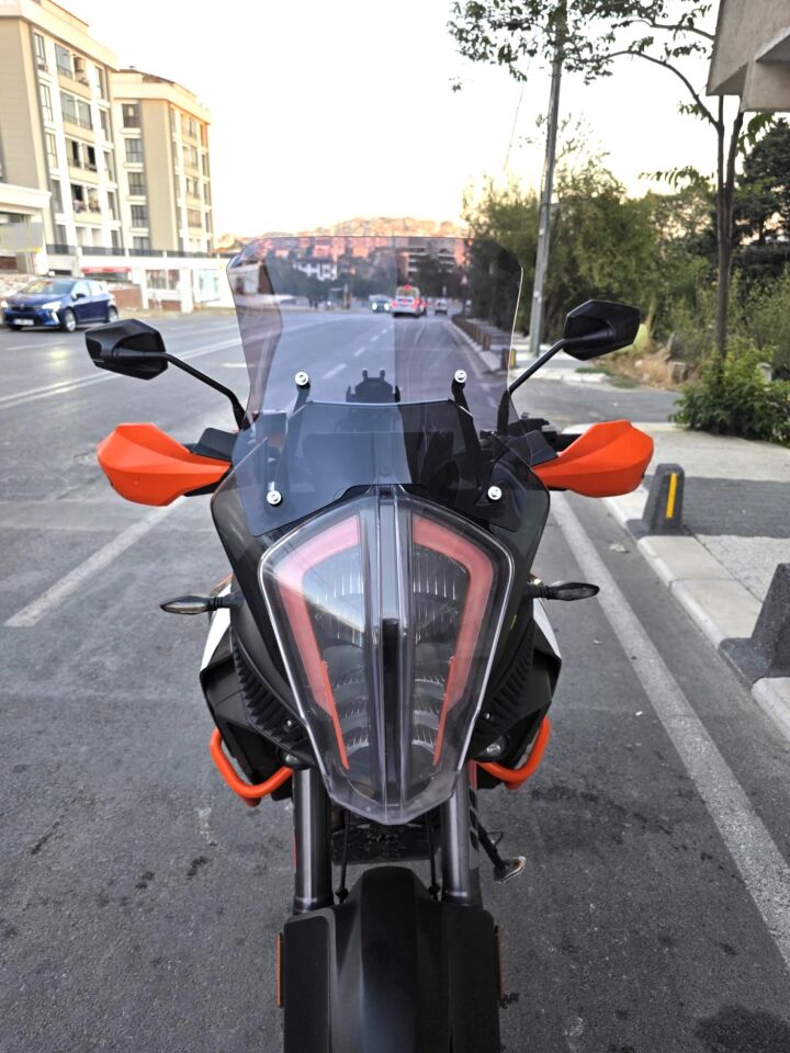 MOTOCAM KTM 1290 Super Adventure Ön Cam 2017-2020 Model 43cm Füme Renkli 4mm