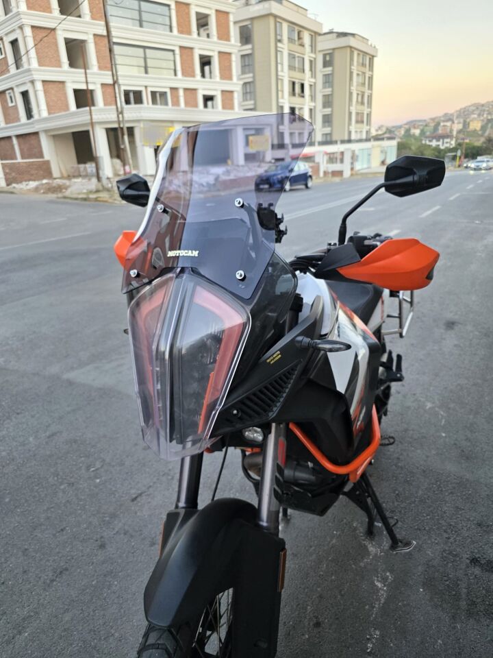 MOTOCAM KTM 1290 Super Adventure Ön Cam 2017-2020 Model 43cm Füme Renkli 4mm