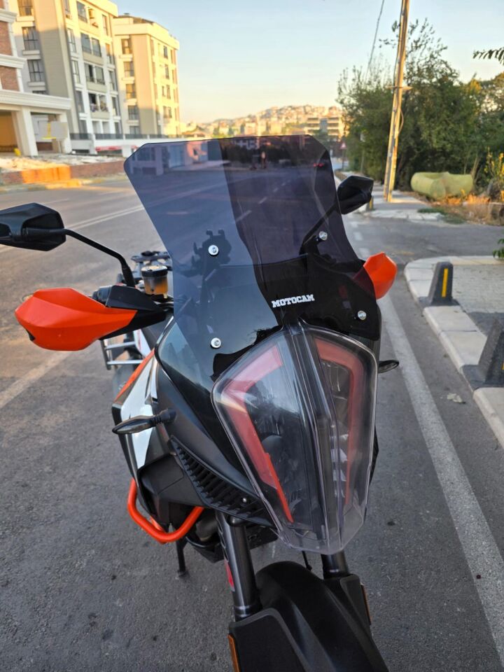 MOTOCAM KTM 1290 Super Adventure Ön Cam 2017-2020 Model 43cm Siyah Renkli 4mm