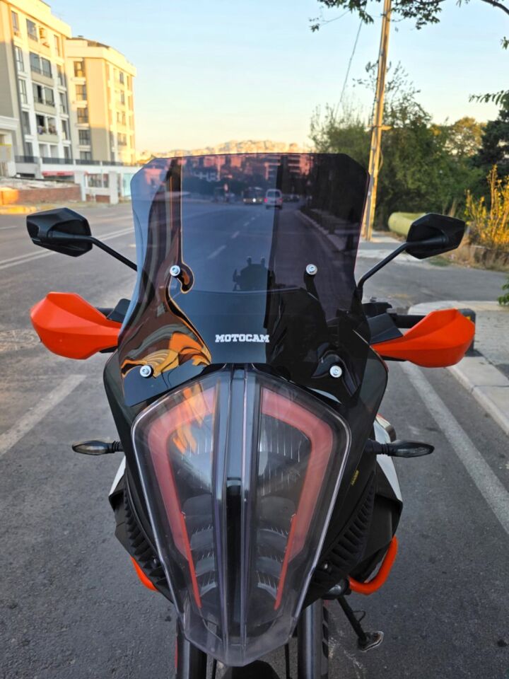 MOTOCAM KTM 1290 Super Adventure Ön Cam 2017-2020 Model 43cm Siyah Renkli 4mm
