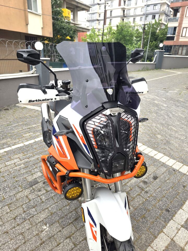 MOTOCAM KTM 1290 Super Adventure Ön Cam 2021-2026 Model 41cm Siyah Renkli