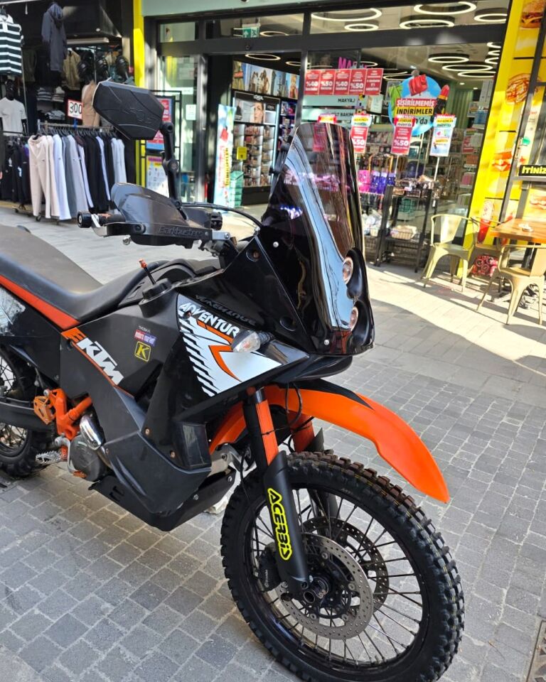 MOTOCAM KTM 950-990 Adventure KİT RALLY  Ön Cam 2006-2013 Model 51cm Siyah Renkli 4mm