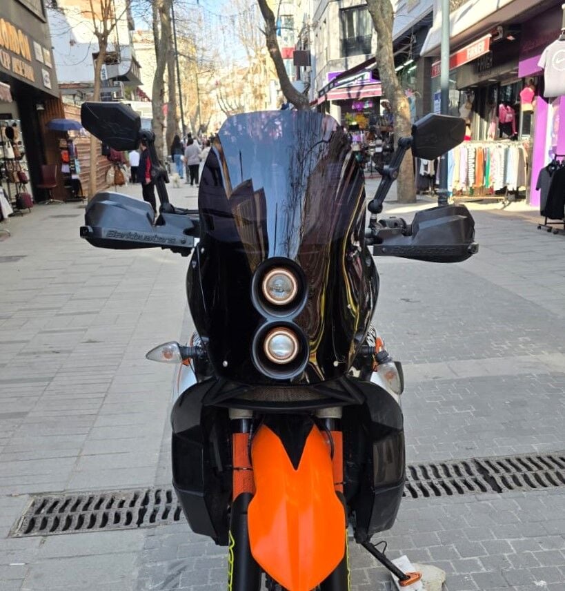 MOTOCAM KTM 950-990 Adventure KİT RALLY  Ön Cam 2006-2013 Model 51cm Siyah Renkli 4mm