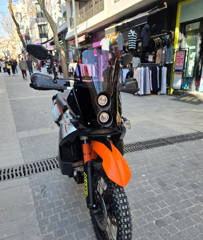 MOTOCAM KTM 950-990 Adventure KİT RALLY  Ön Cam 2006-2013 Model 51cm Siyah Renkli 4mm