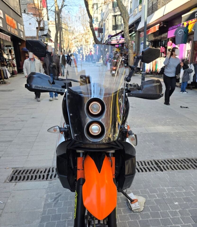 MOTOCAM KTM 950-990 Adventure KİT RALLY  Ön Cam 2006-2013 Model 51cm Şeffaf Renkli 4mm