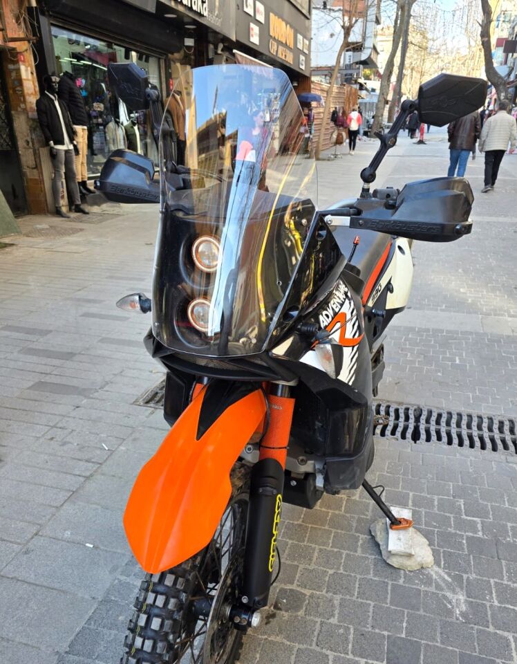 MOTOCAM KTM 950-990 Adventure KİT RALLY  Ön Cam 2006-2013 Model 51cm Tam Şeffaf Renkli 4mm