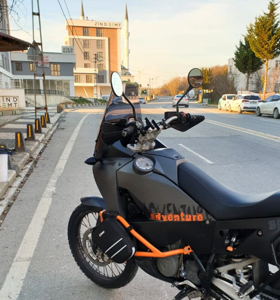 MOTOCAM KTM 990 Adventure Ön Cam 2015-2018 Model 52cm Füme Renkli 4mm