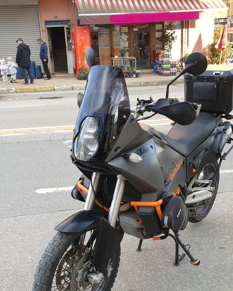 MOTOCAM KTM 990 Adventure Ön Cam 2015-2018 Model 52cm Siyah Renkli 4mm